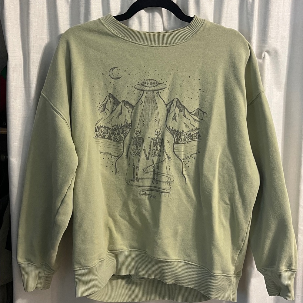 American Eagle Outfitters Alien Green oversized crew neck Sweatshirt Small
